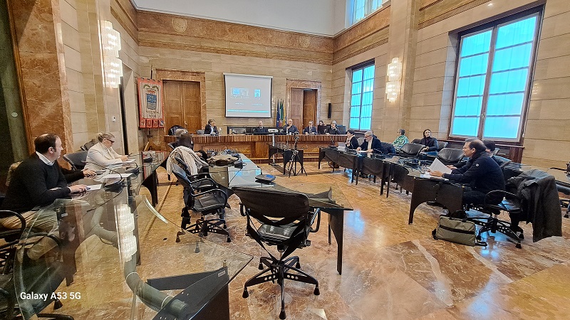 immagine notizia (ptn) Provincia, l’amministratore di Sviluppumbria Ferrucci ascoltato in Consiglio provinciale: “pronti a collaborare per diffondere di più i bandi sul territorio ternano, c’è bisogno di far crescere le adesioni”